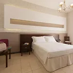 La Chiocciola 4* קסטריניאנו דל קאפו